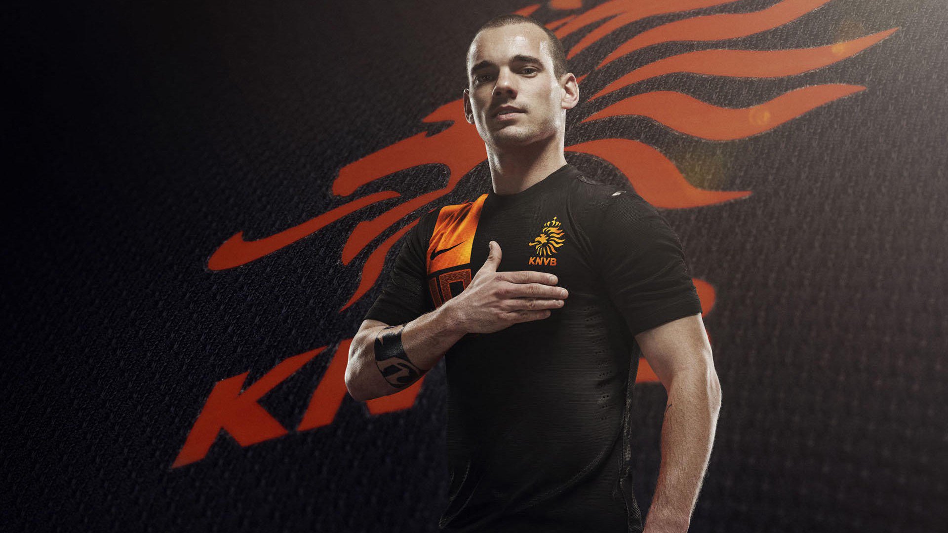 _古城壁球赛：传统文化与现代运动碰撞_，古城壁画